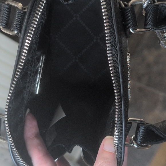 Steve Madden Black Crossbody Handbag - Picture 7 of 12